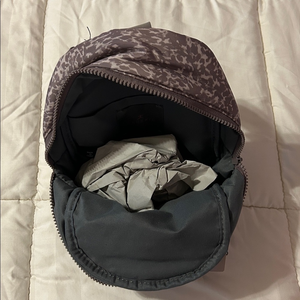 Danskin Patterned Gray Mini Backpack - Picture 6 of 6